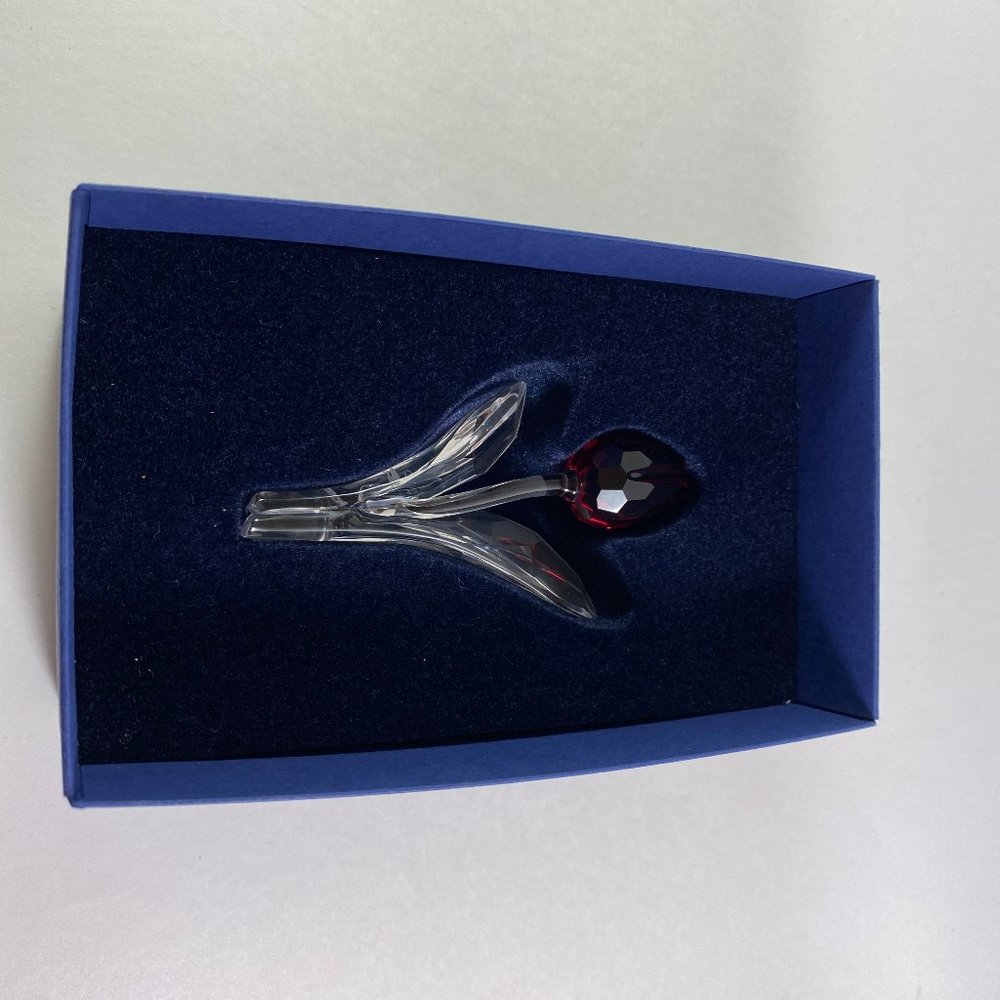 Swarovski Crystal Red Tulip 3.5 " inches Renewal Gift Valentine Gift